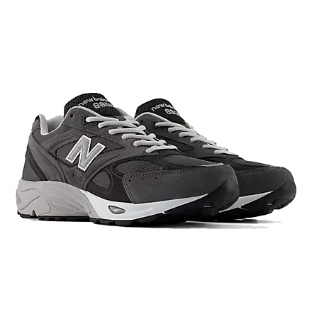 New Balance 880R Unisex