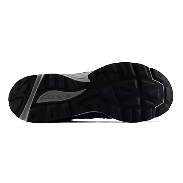 New Balance 880R Unisex